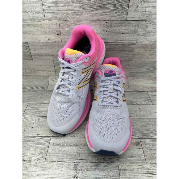 New Balance Fresh Foam 680 v7 Womens Running Shoes White Pink Gold Size 7 - Picture 1 of 14